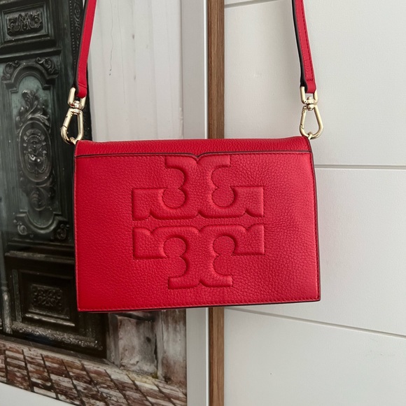 Tory Burch Handbags - Tory Burch BOMBE-T Combo Crossbody